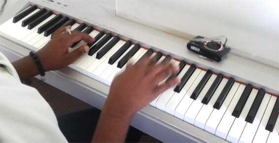 Quel piano pour enfant choisir ? - Radio Fanfan Mizik