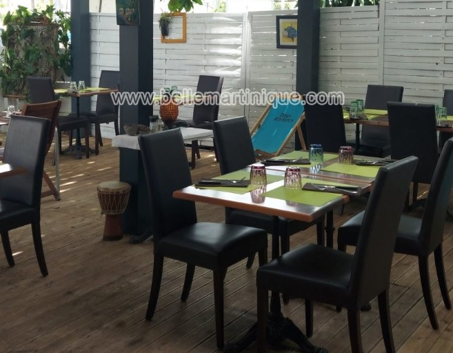 restaurant-sous-le-manguier-marin
