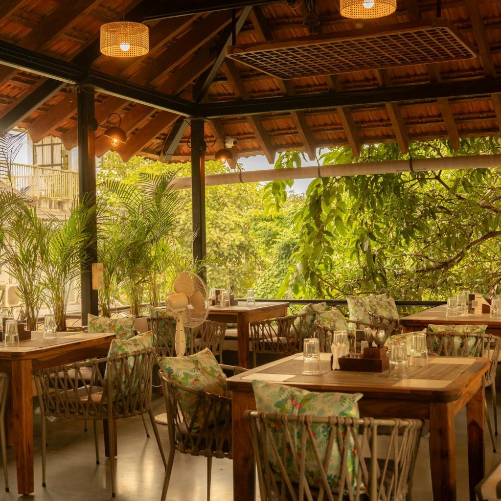 restaurant-décor-naturel